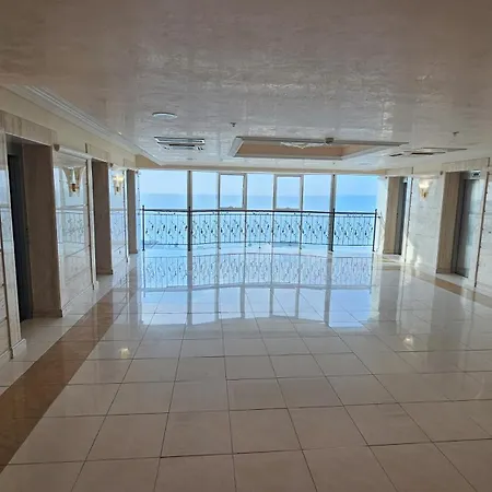 Sunset C8-10 Pomorie